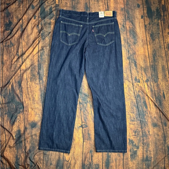 NWT LEVI’S Low Pro Straight Jean in Dark Wash 31 - Picture 3 of 11